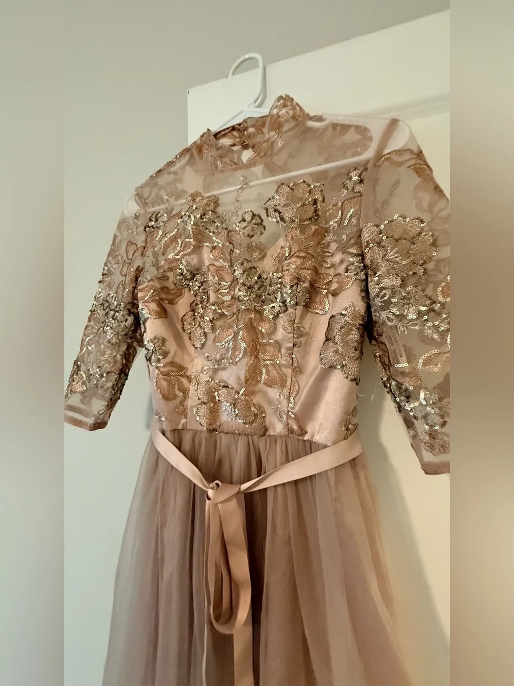 Chi Chi London Rose Gold Embroidered Lace & Tulle Midi Dress - Picture 4 of 10